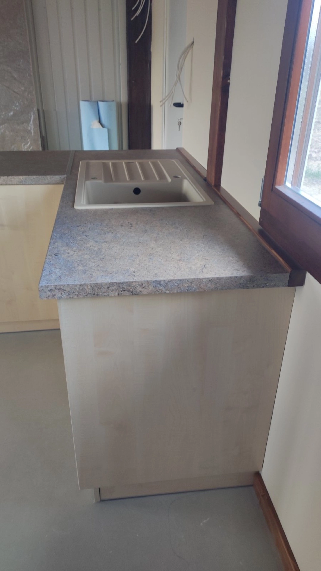 Egyedi készítésű és szabású konyhabútor